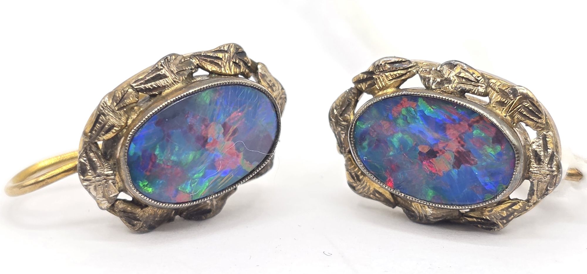 122 · 9CT BLACK OPAL EARRINGS