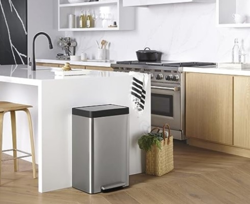 Kohler 13 GAL Step Trash Can Vanzant Auctions