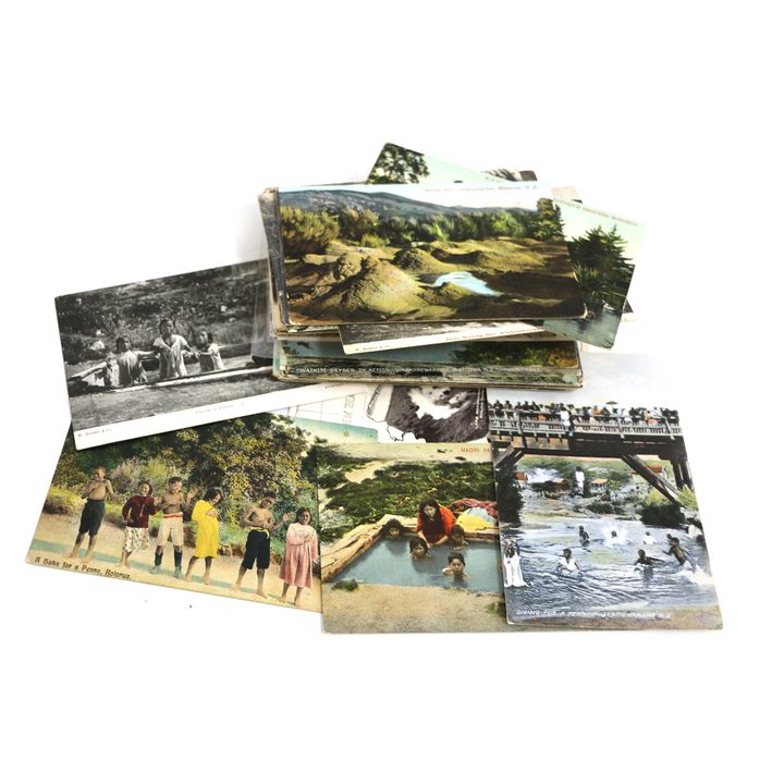 POSTCARDS ,  71 CARDS