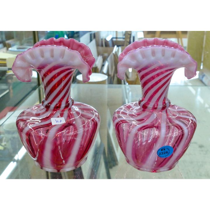Pair Pink Ruffle Glass Vases 6''