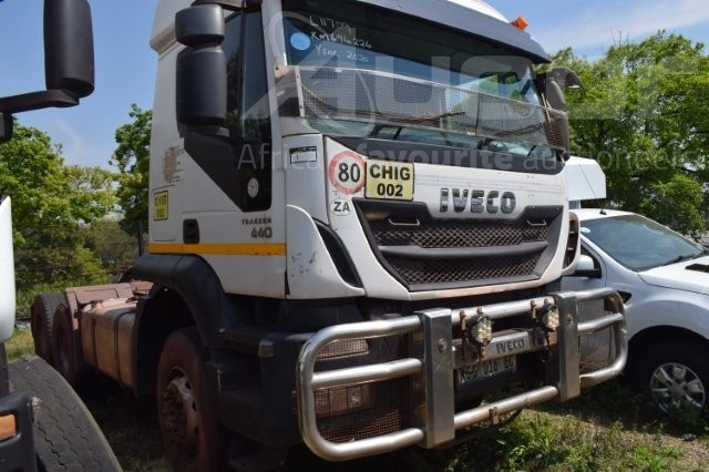 2020 Iveco Trakker Truck Tractor 440 6x4 Mechanical horse A/T( OFFSITE - For Viewing Contact Zain 0837960000 - Address UNIT 21A MIDPOINT BUSINESS PARK 162 TONETTI STREET HALFWAY HOUSE MIDRAND)