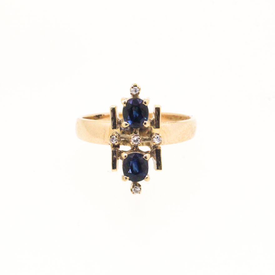 Sapphire & Diamond Ring 3.73g