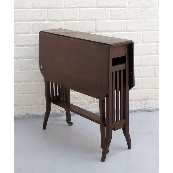 SMALL MAHOGANY SUTHERLAND TABLE