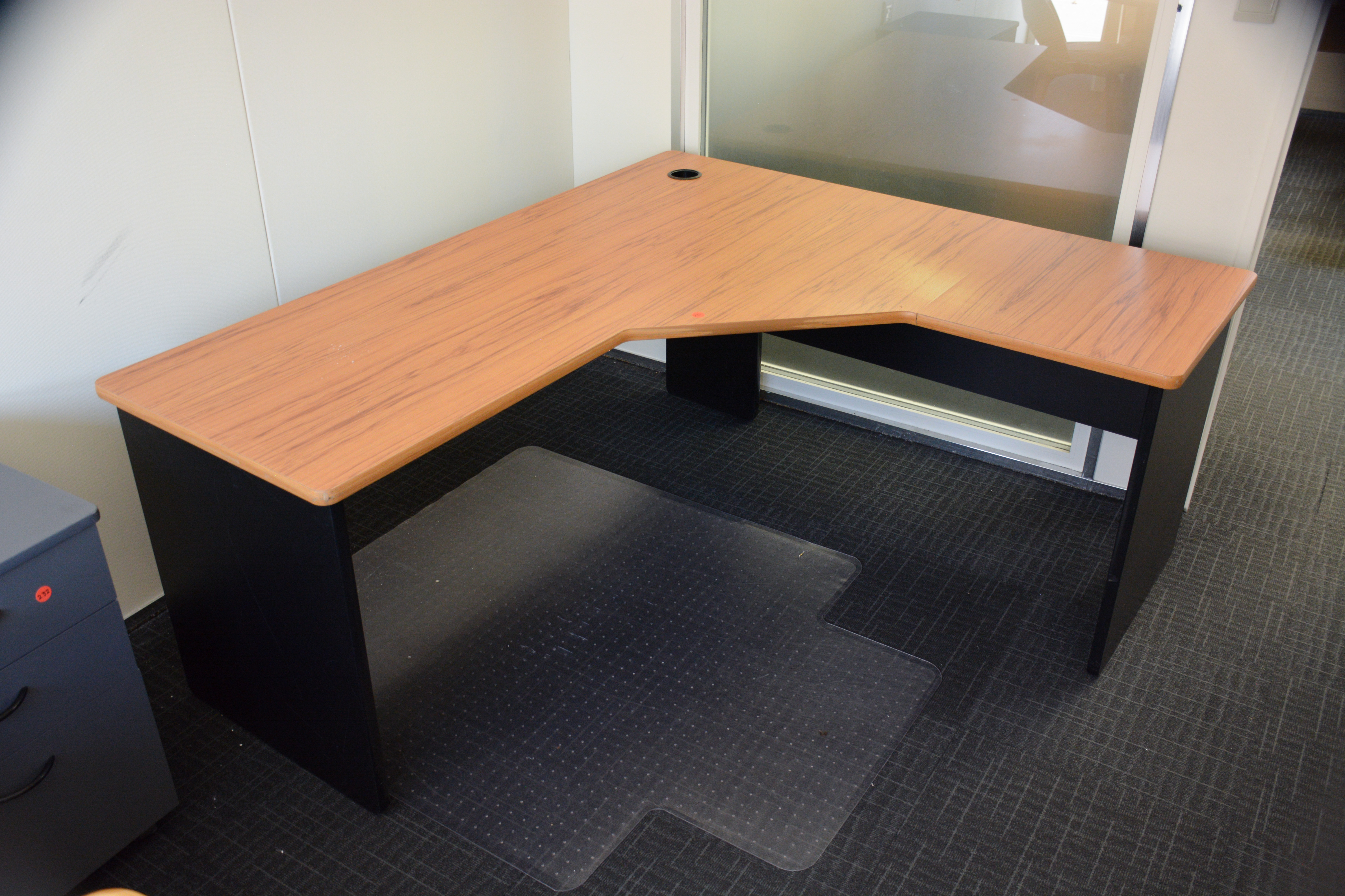Black and Wood Corner Office Desk — sold at auction in New Zealand for $10