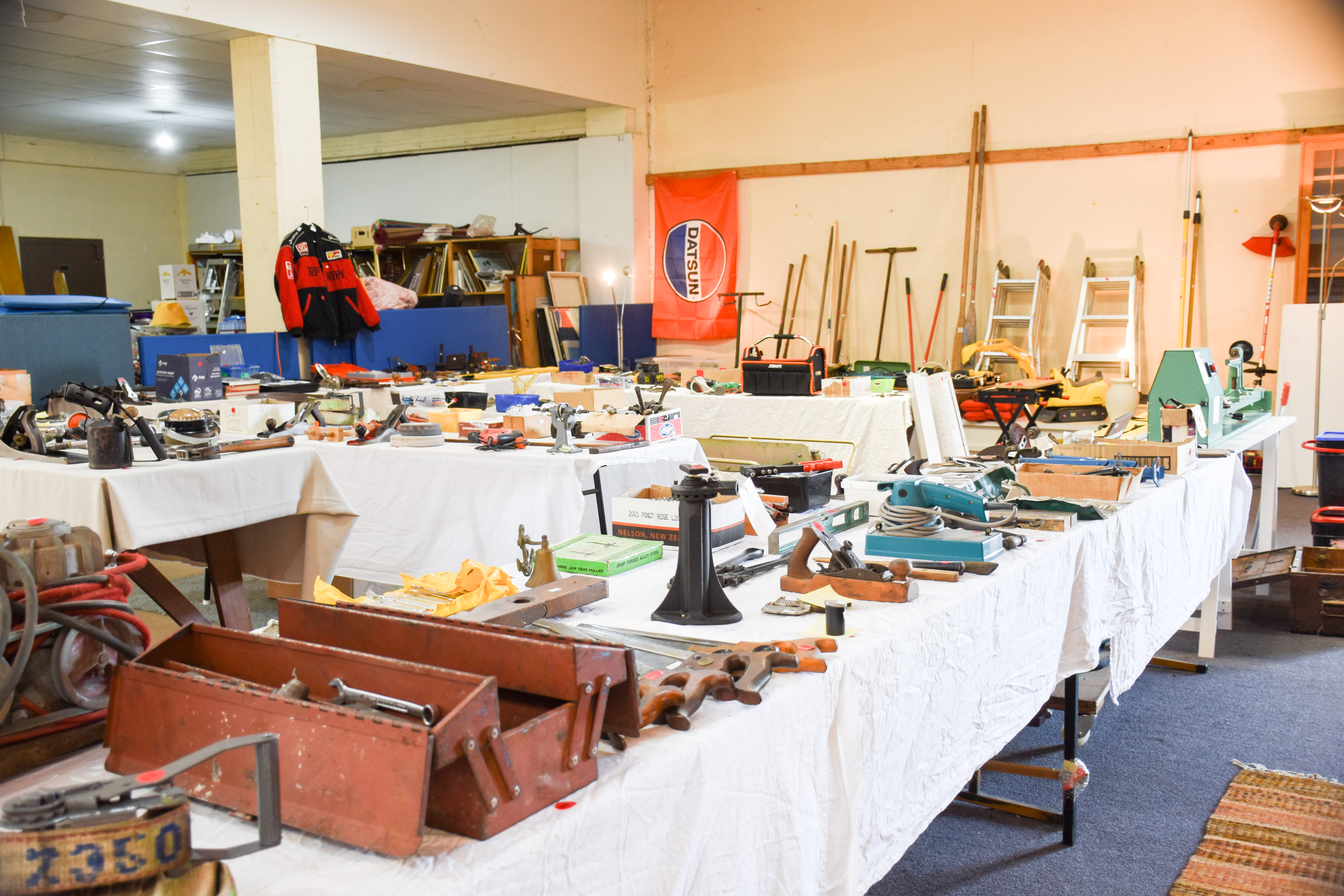🧰 Tool and Equipment Auction 🛠 | Lipscombe Auction House Limited