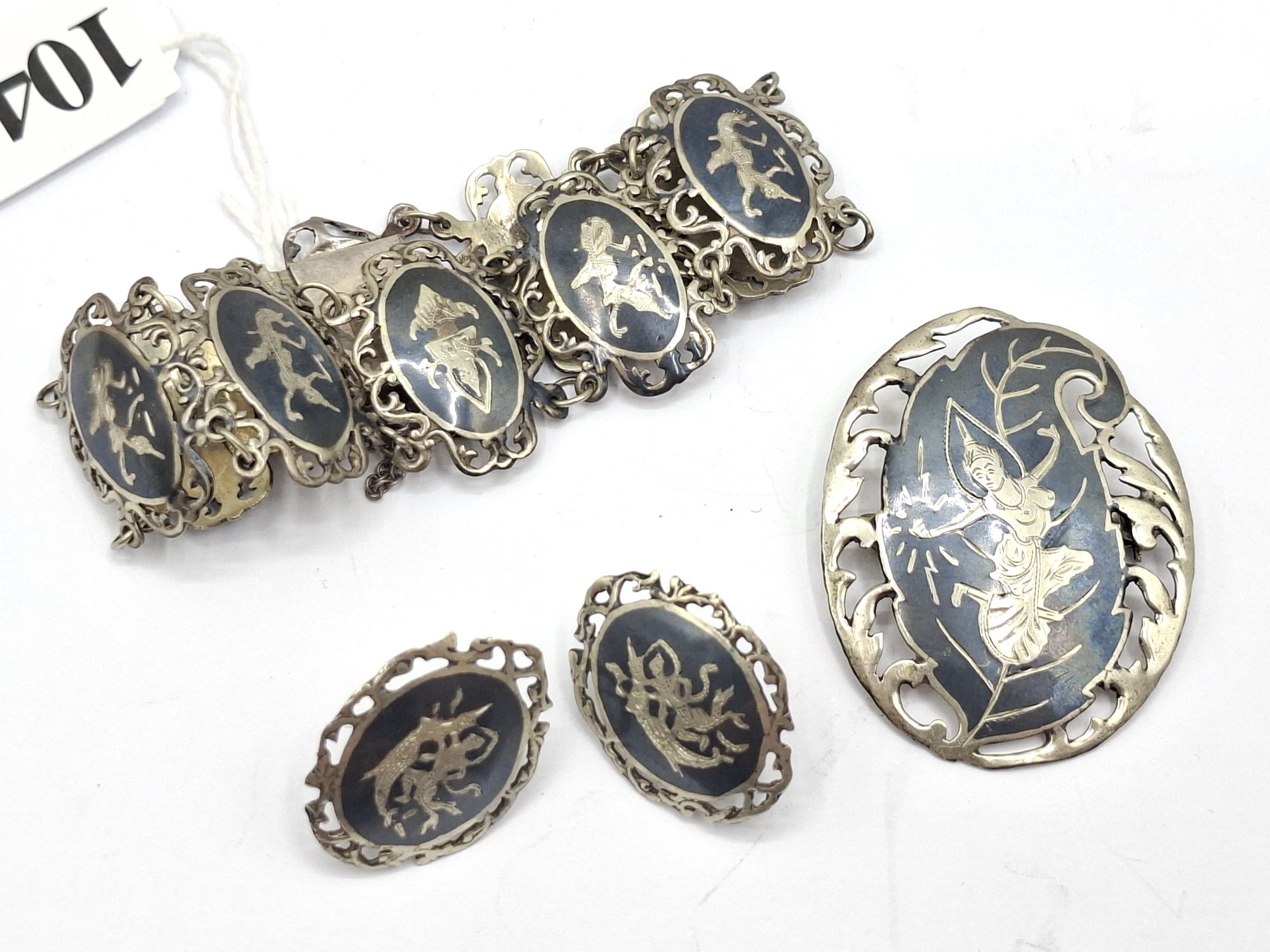 1042 · SIAM SILVER JEWELLERY