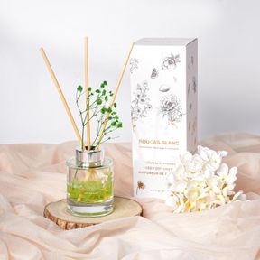 ROUCAS BLANC REED DIFFUSER SET WITH PRESERVED FLOWERS, LEMON AND BERGAMOT SCENTED DIFFUSER WITH STICKS, ROOM DECOR & BATHROOM DECO