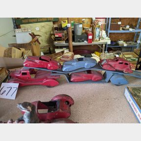 NEW PHOTOS: Stamped metal toy truck and trailer car hauler with vehicles