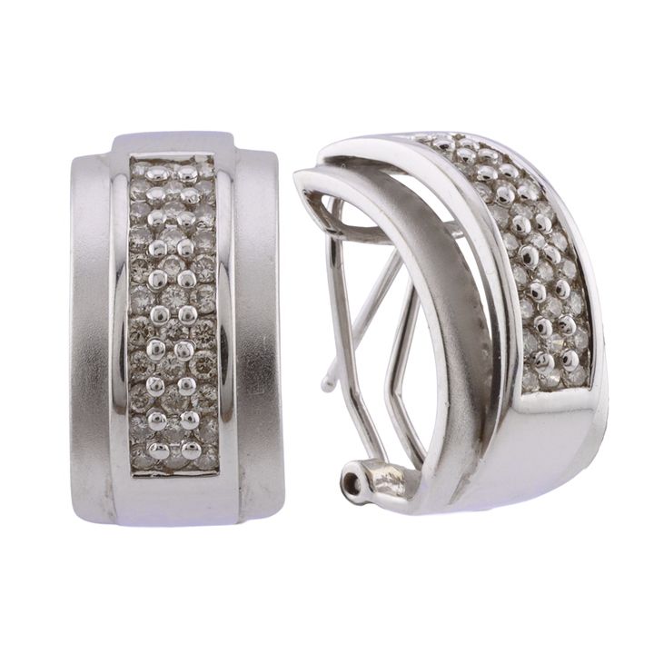 Aretes con diamantes