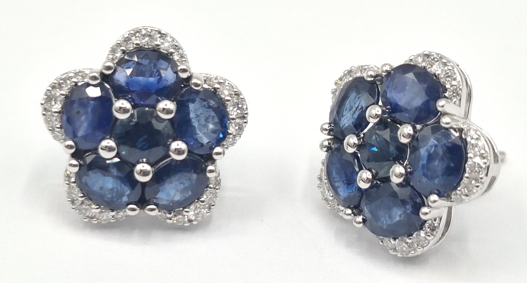 9ct Gold Sapphire Earrings