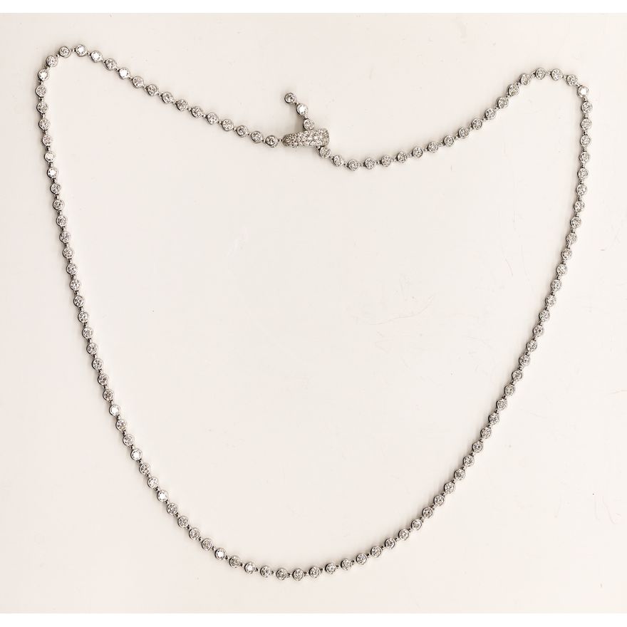 Elegant 8.17ctw Diamond 18k White Gold Necklace