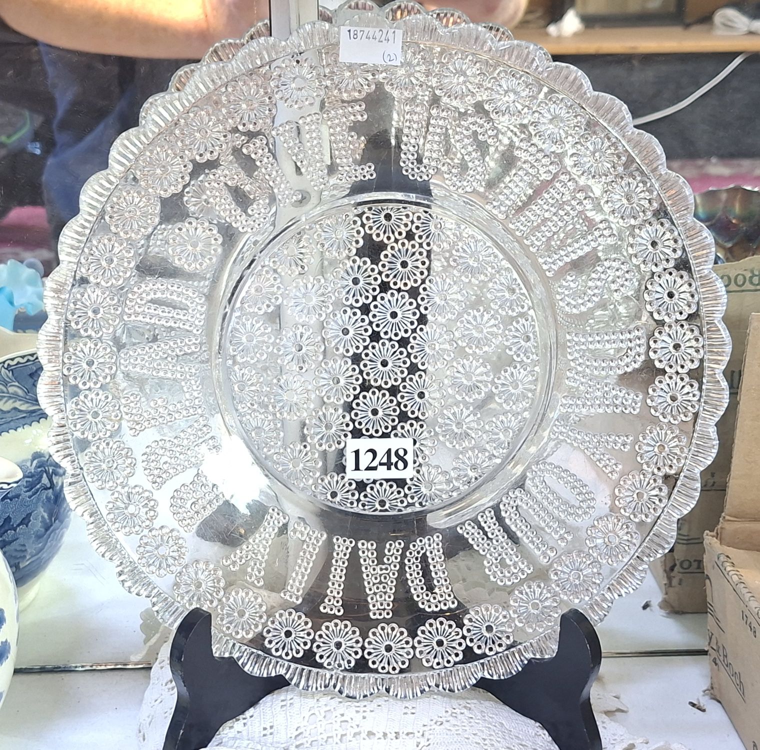1248 · PRESSED MOULDED DAILY BREAD PLATE AND LINEN