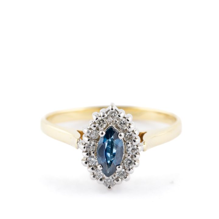 Sapphire & Diamond Ring 9ct