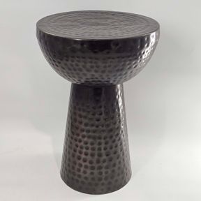 Hammered Metal Decorative Accent Table / Pedestal