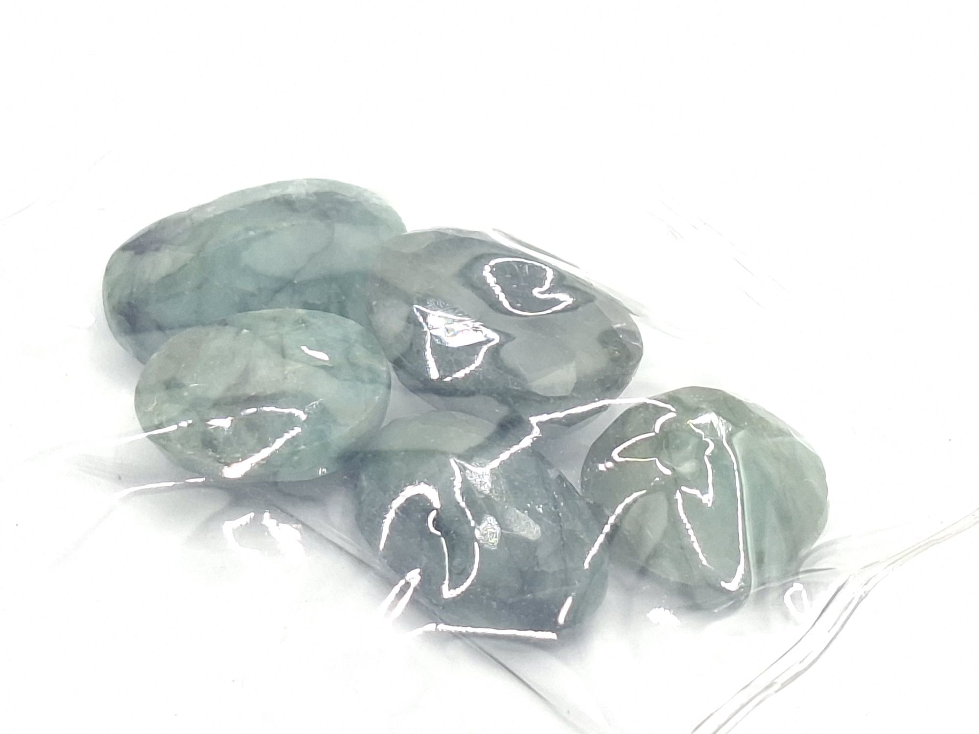 36 · EMERALD GEMSTONES