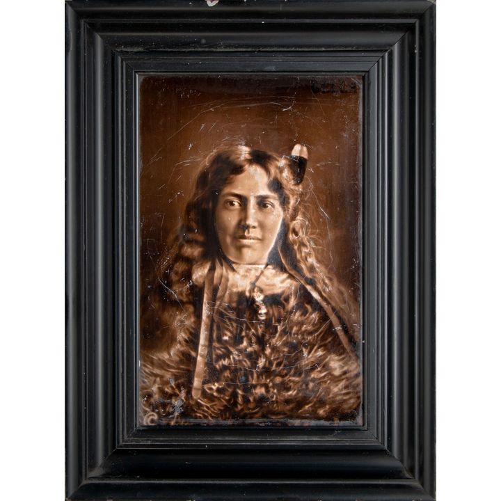 BELLA - PHOTOGRAPHIC PORTRAIT TILE