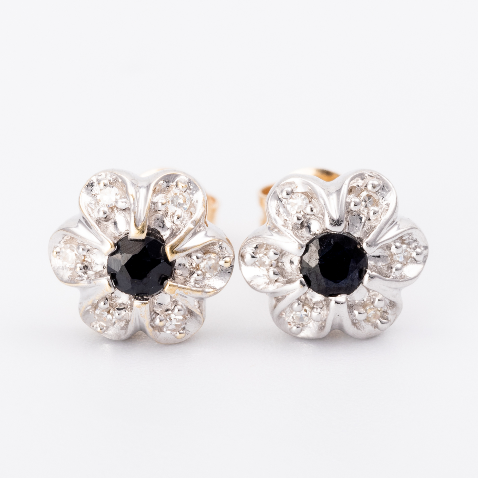 141 · Sapphire & Diamond Flower Studs 9ct Gold