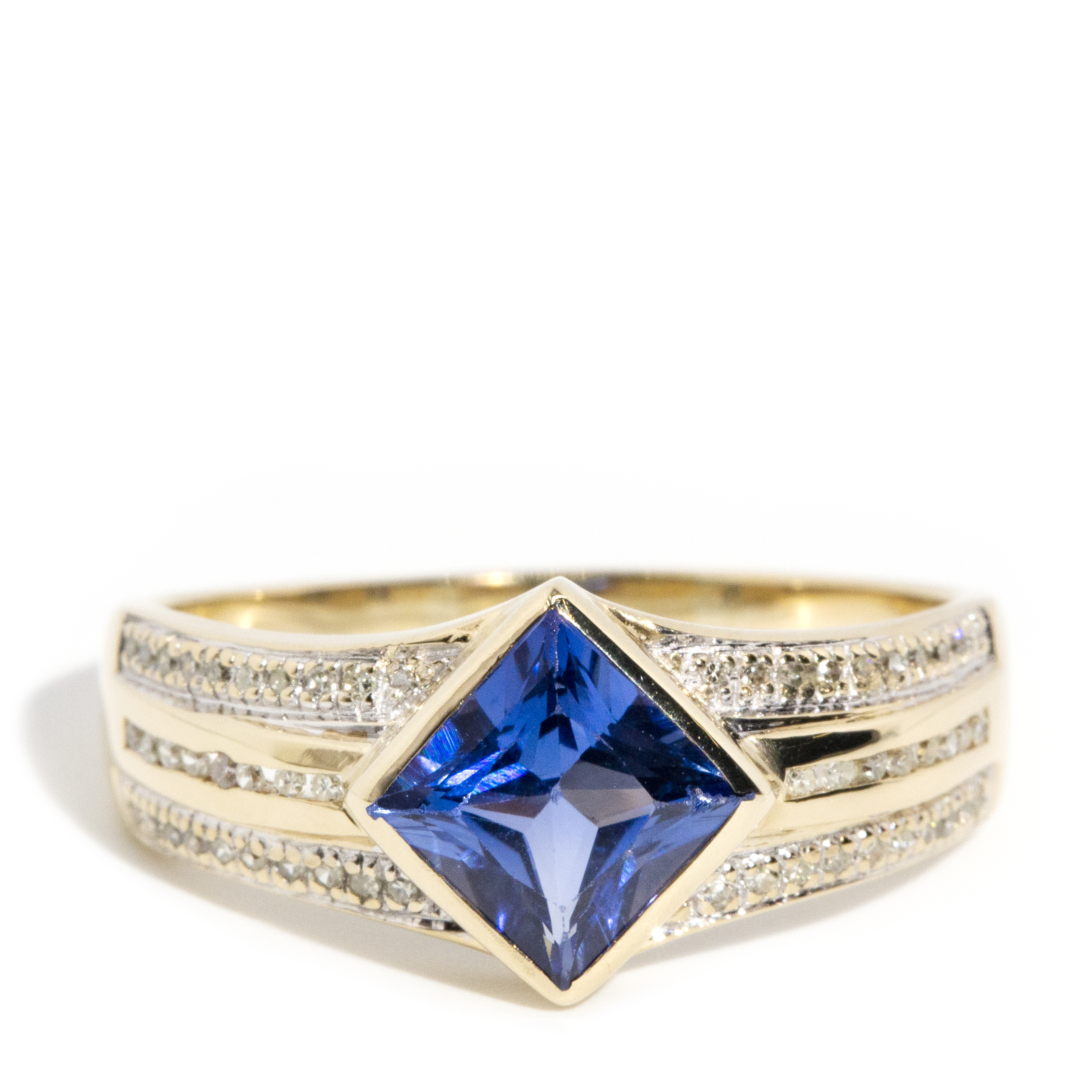 169 · Diamond & Synthetic Sapphire 9 Carat Gold Ring