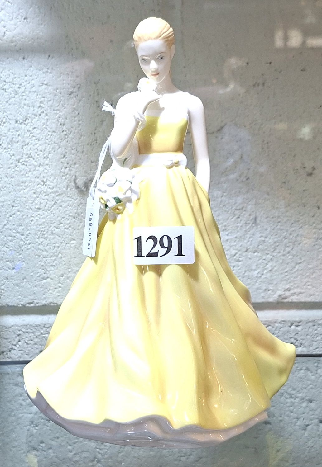 1291 · ROYAL DOULTON FIGURINE
