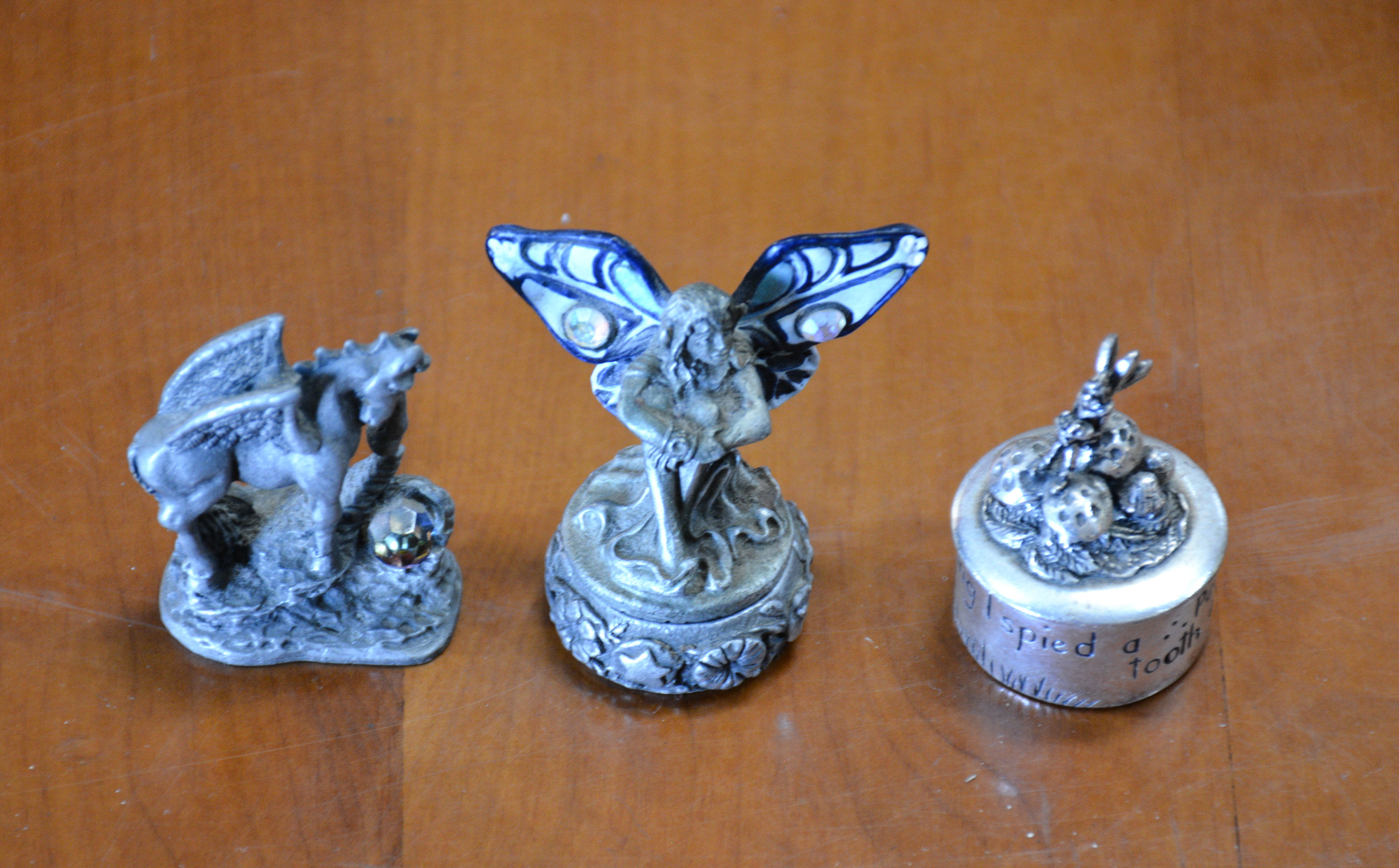 Vintage Tiny Ornaments x 3 — sold at auction in New Zealand for $15