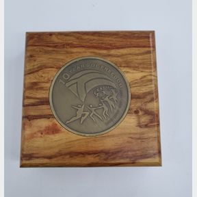 HIGHLY COLLECTABLE 10 YEARS OF FREEDOM 1994 - 2004 3 COIN SET 1OZ 24CT GOLD COIN . 1/10OZ 24CT GOLD COIN