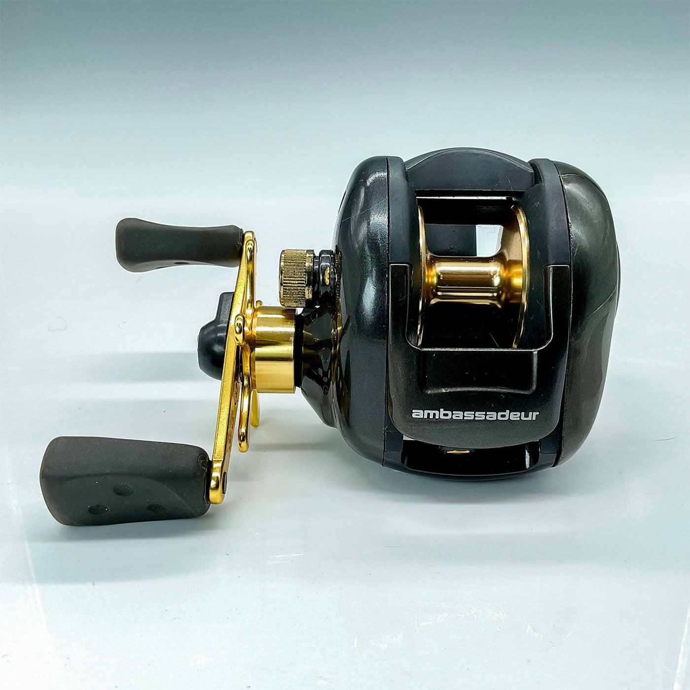 7ft baitcaster rod Savage Gear Revenge SG6 Medium Baitcast Fishing Rod 7ft main image 0