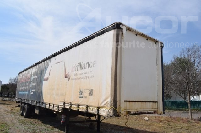 1990 Henred Fruehauf TOEBACK TAUTLINER SEMI TRAILER DOUBLE AXLE