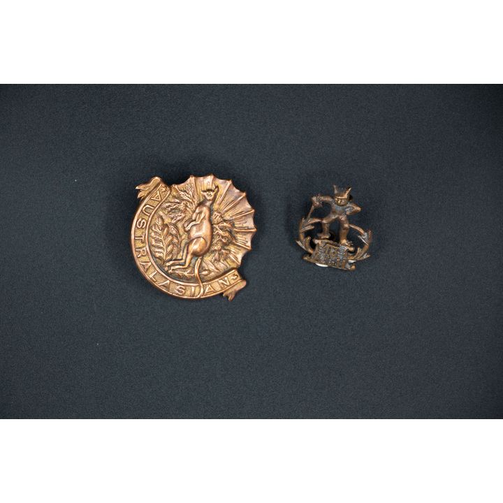 MILITARY BADGES - AUSTRALIAN