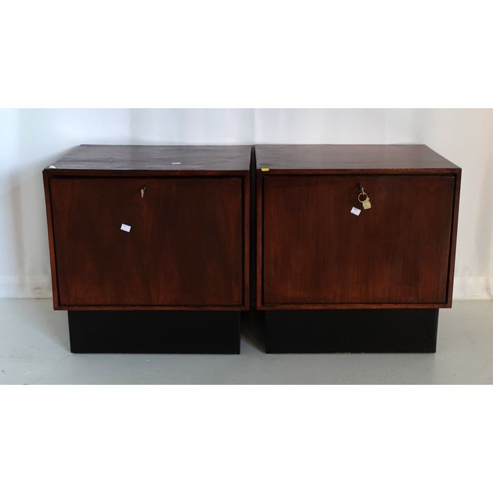 PAIR OF PEDESTALS