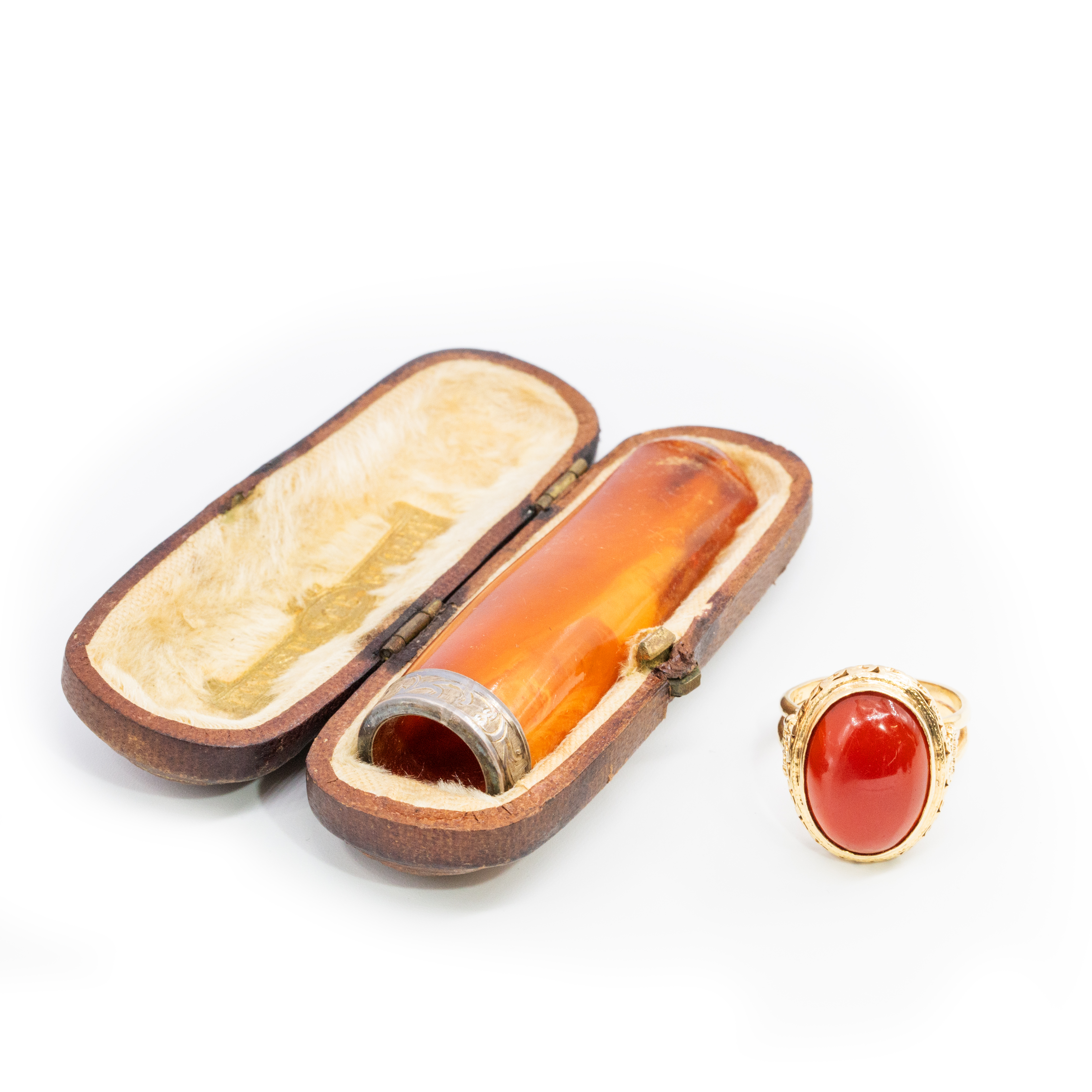 Carnelian Cabochon Ring 18ct Gold & Edwardian Cigar Holder
