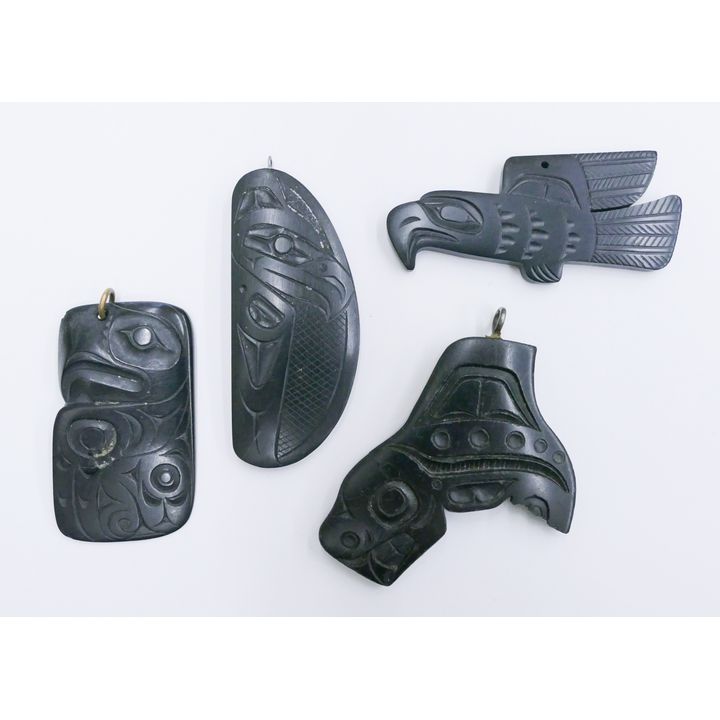 Box 4pc Northwest Coast Argillite Pendants 2.5'' Approx. - Signed. One damaged