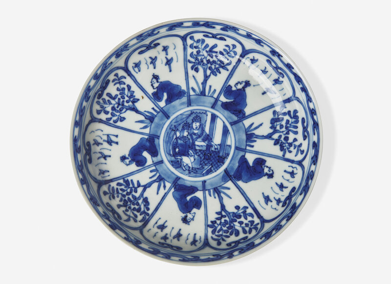 A Small Chinese Export Blue and White Porcelain Saucer Dish
