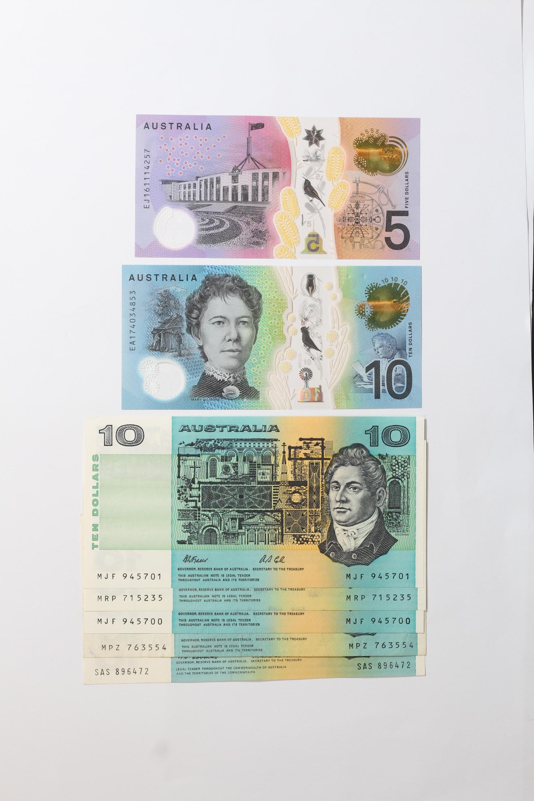 2020. · Accumulation, Elizabeth II,  Ten Dollars, VF-UNC