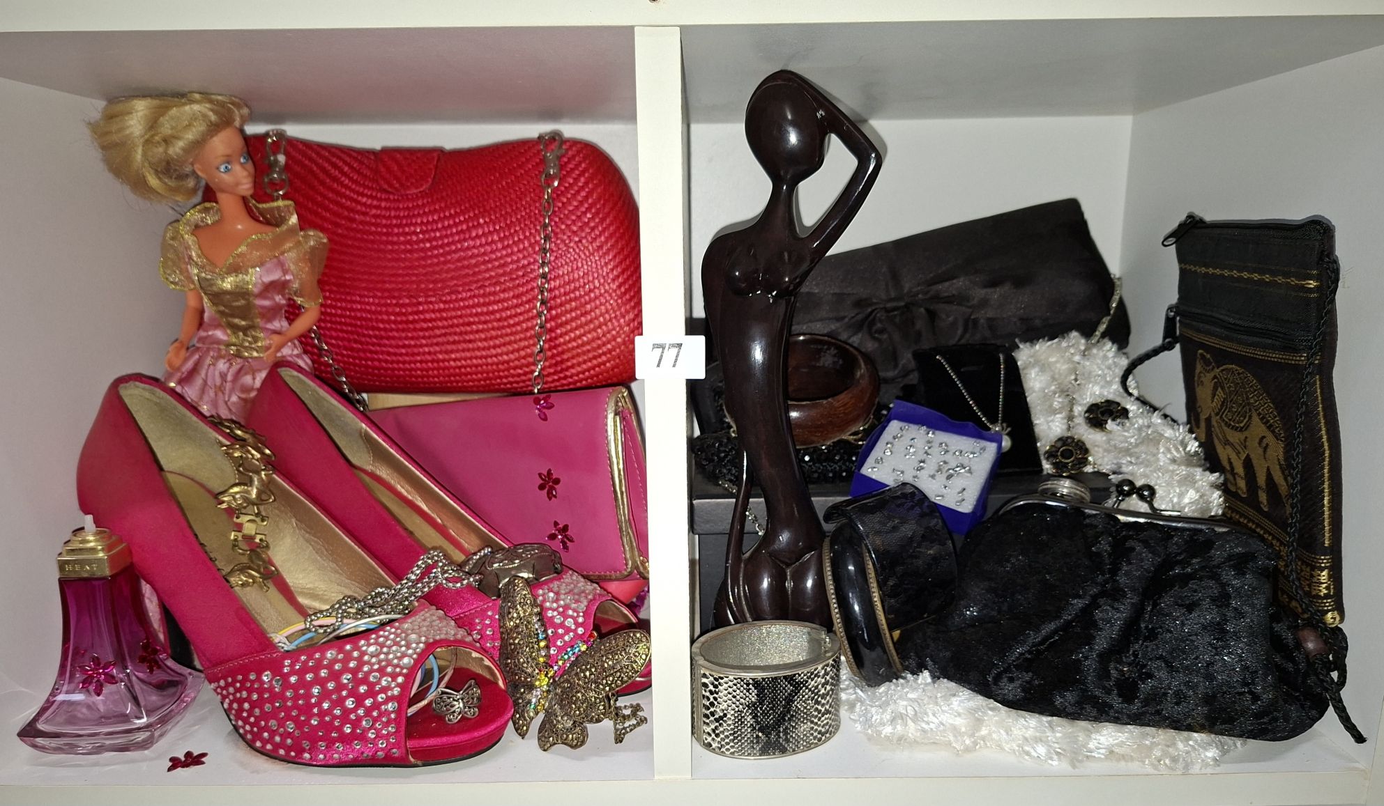 LADIES FASHION ACCESSORIES
