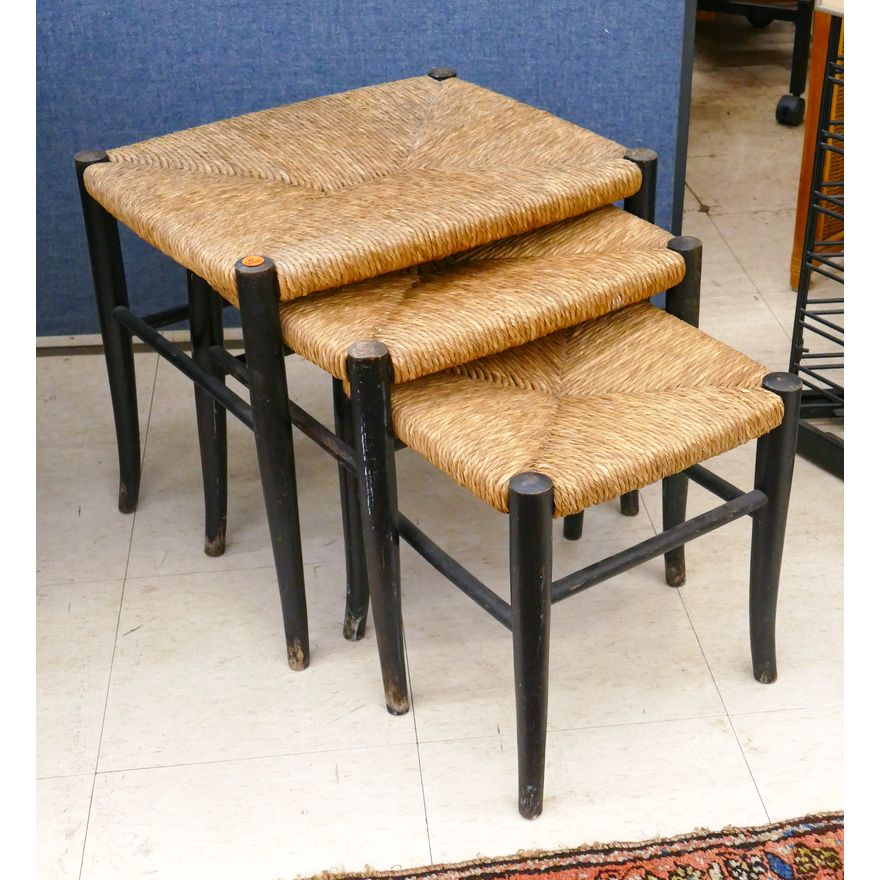 Set Mid Century Italian Rush Top Nesting Tables 18''x19''x15''
