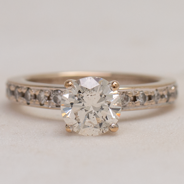 Anillo solitario