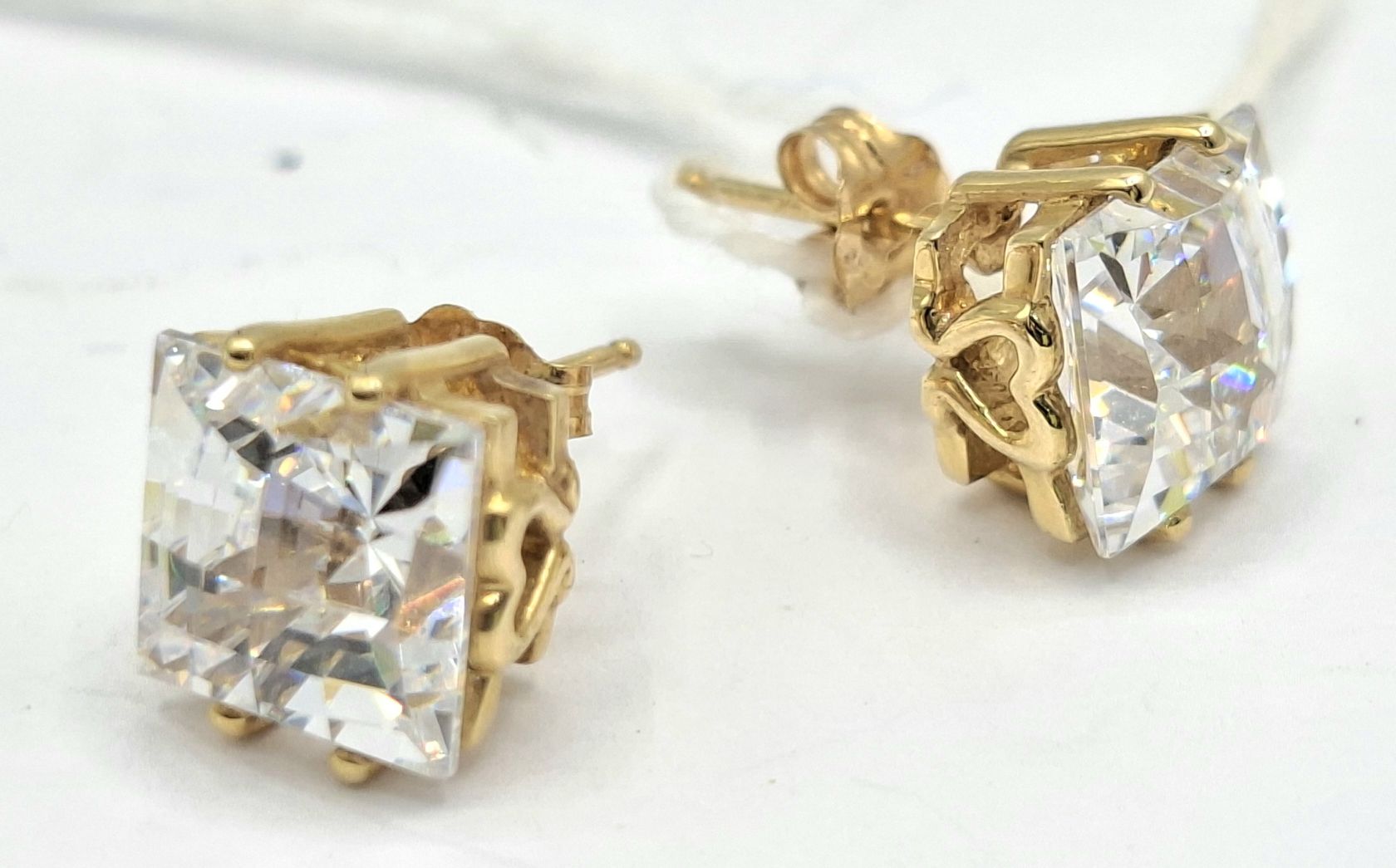 1120 · 14CT GOLD EARRINGS