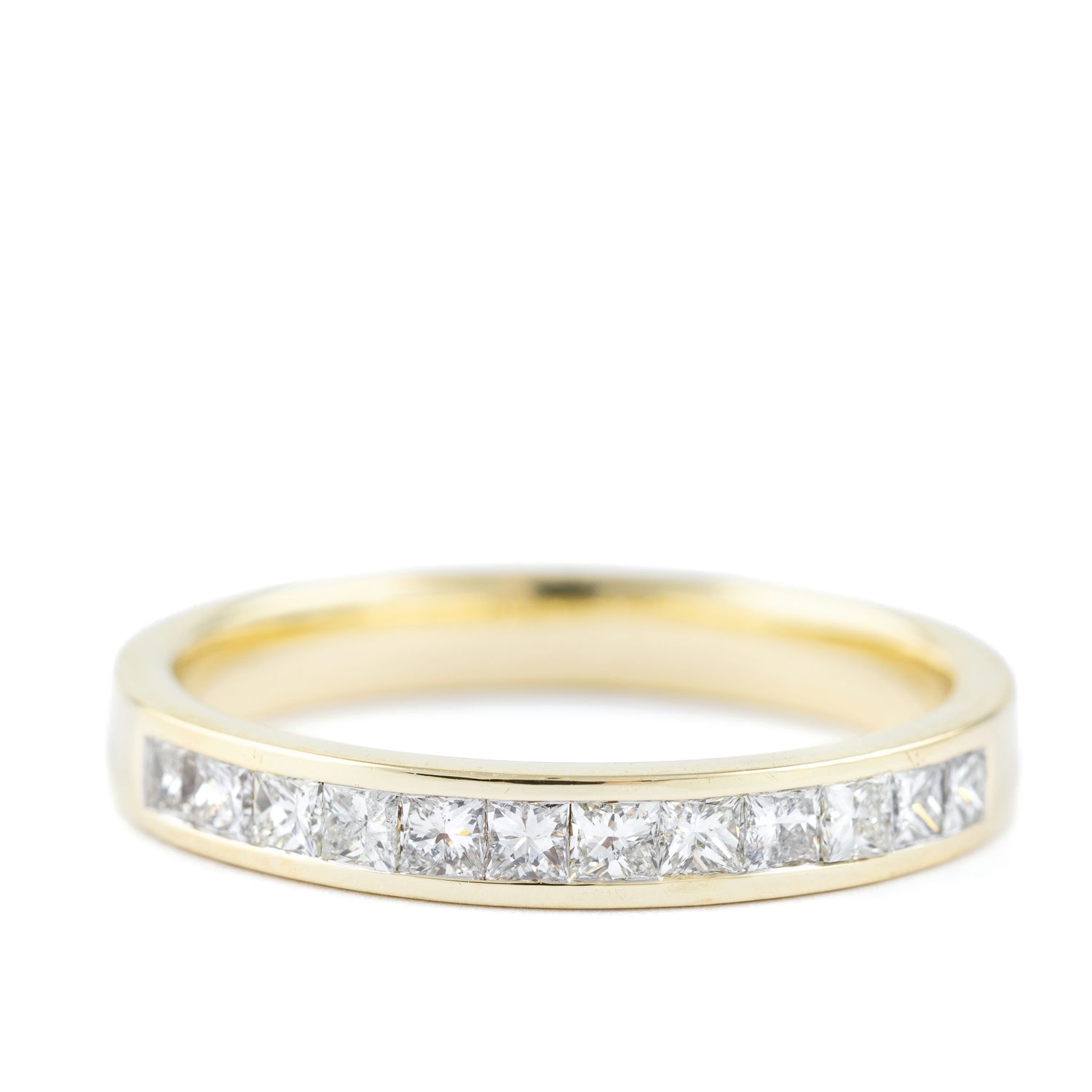 409 · Diamond Ring 9ct