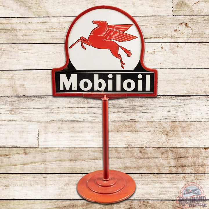 Mobiloil DS Porcelain Curb Sign w/ Pegasus