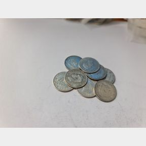 10.72G OF SILVER 3 PENCE COINS - 50692/71