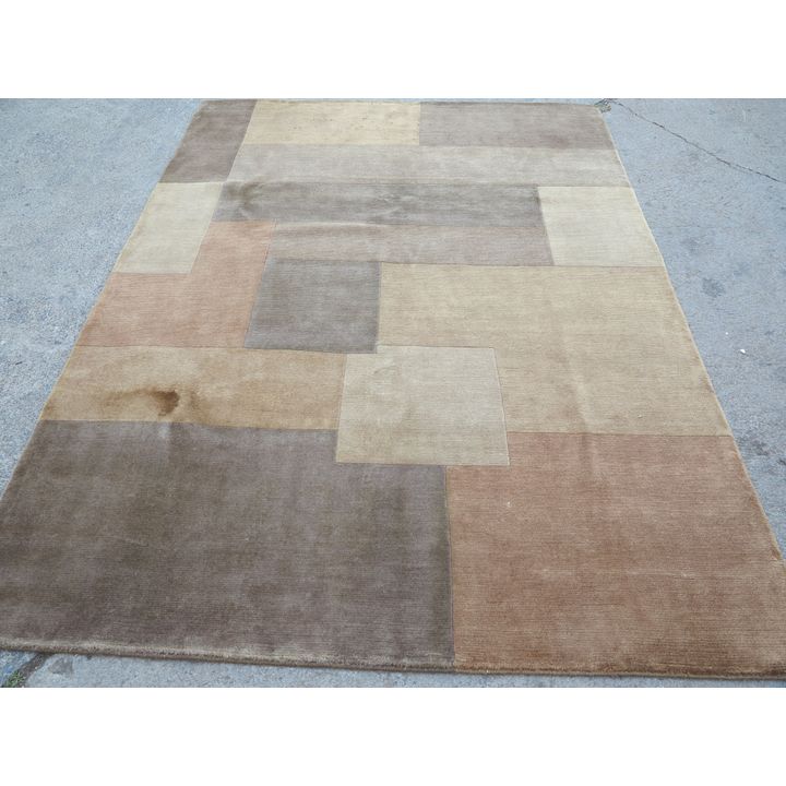 HIMALAYAN RUG
