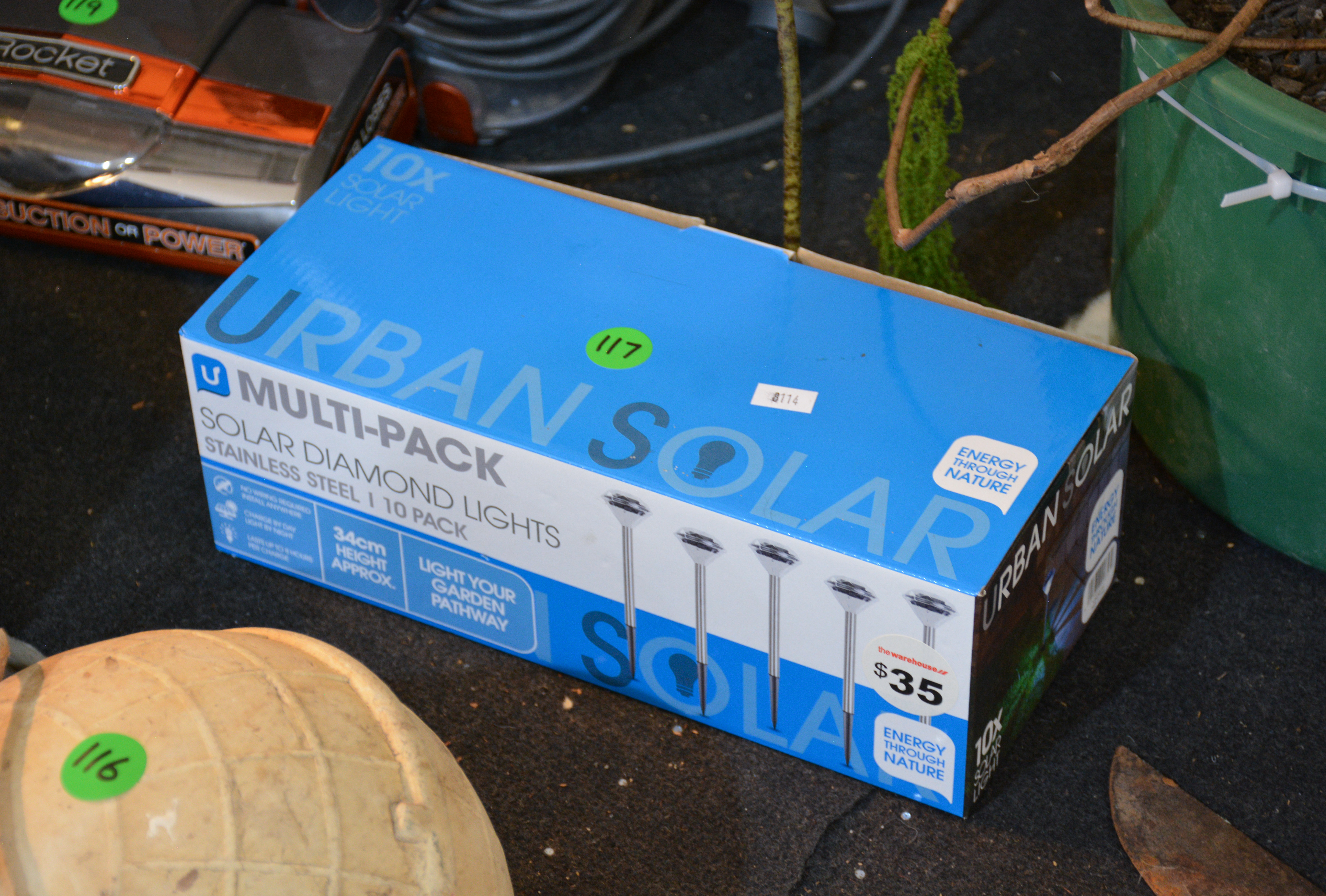 Urban Solar 'Solar Diamond Lights' — sold at auction in New Zealand for $20