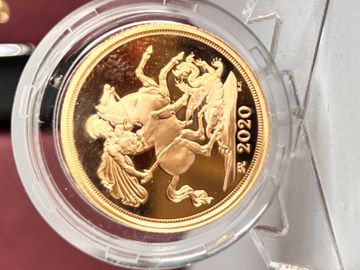2020 ELIZABETH II 'ROYAL CYPHER MINT MARK' PROOF GOLD SOVEREIGN