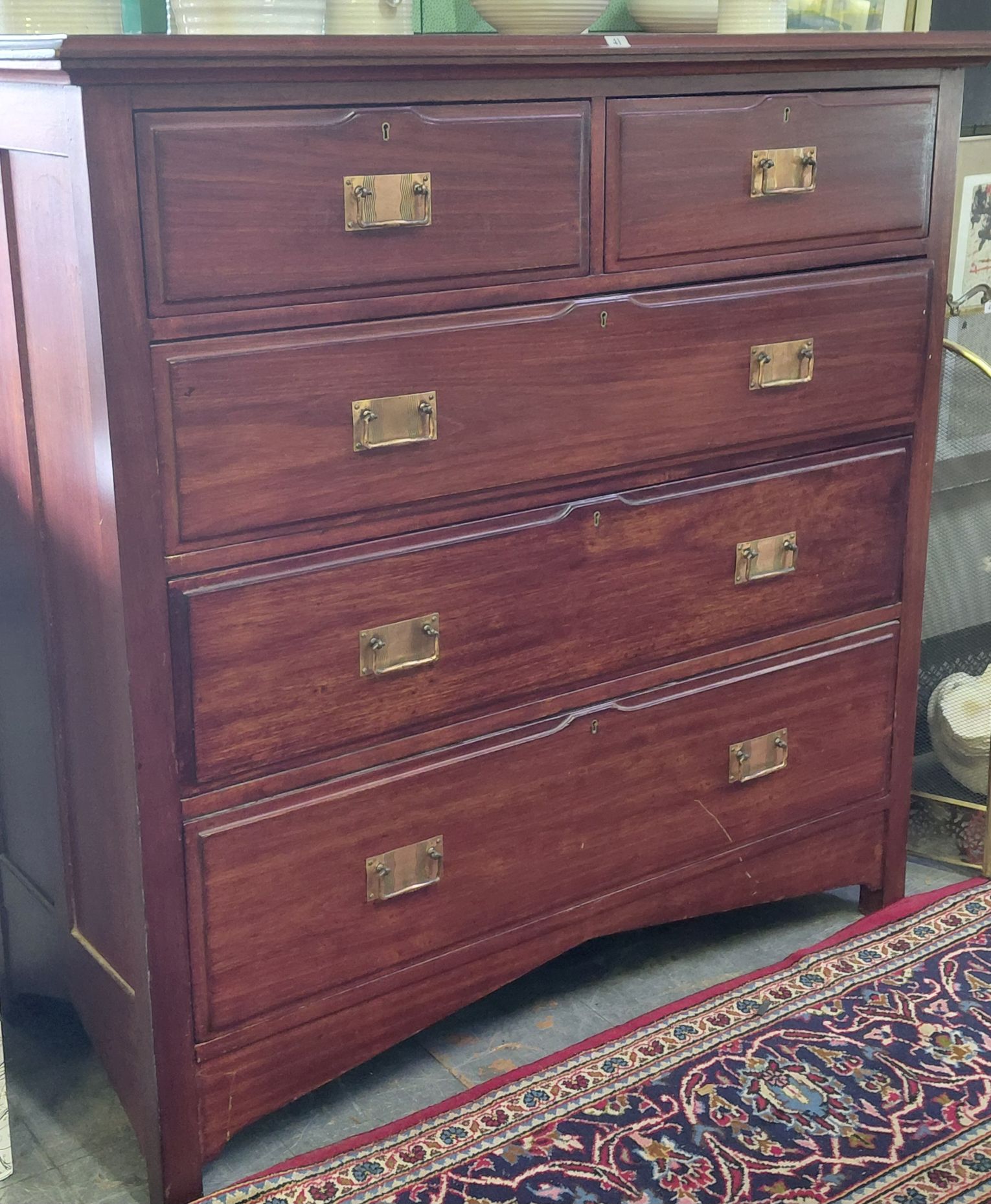 41 · CHEST OF DRAWERS