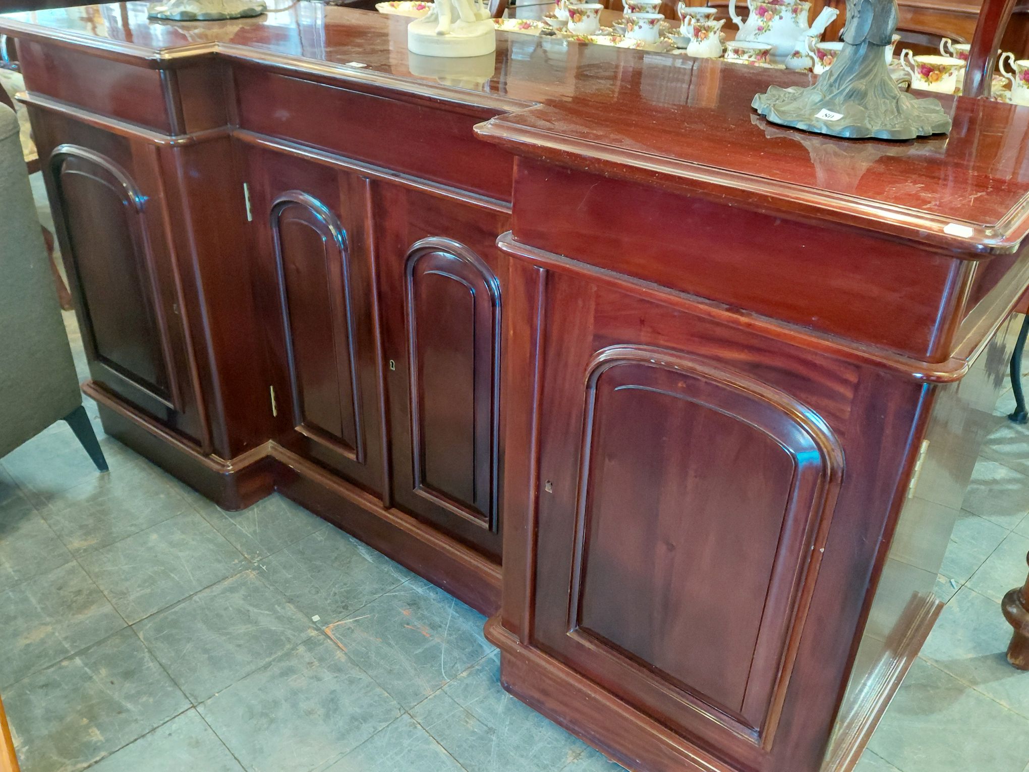78 · LARGE MAHOGANY BREAKFRONT SIDEBOARD