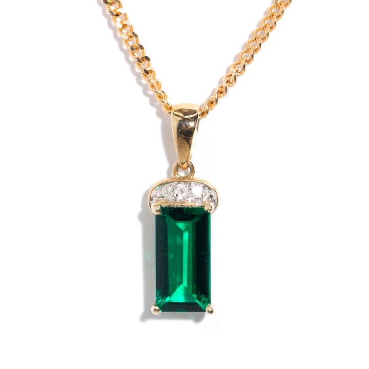 9 Carat Gold Diamond & Synthetic Emerald with Chain