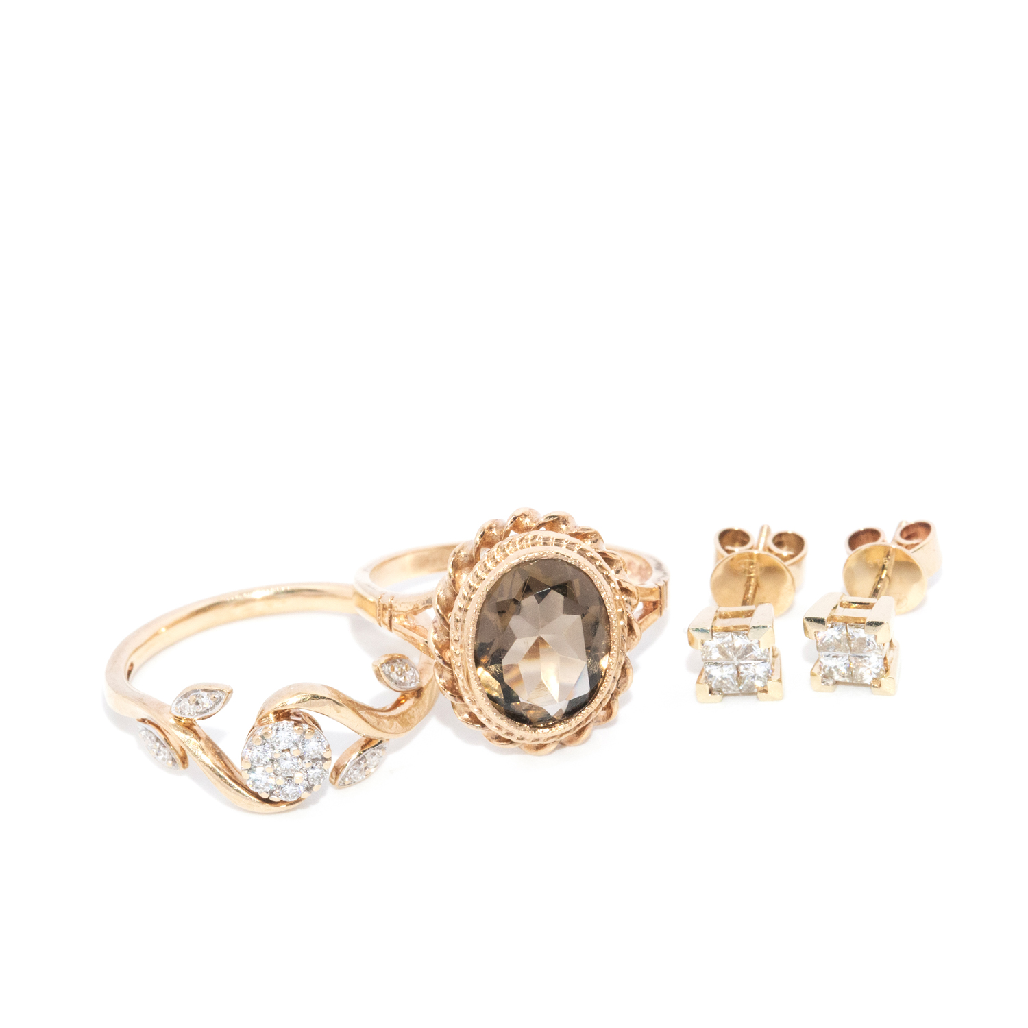 9ct Rings and Pair of Studs