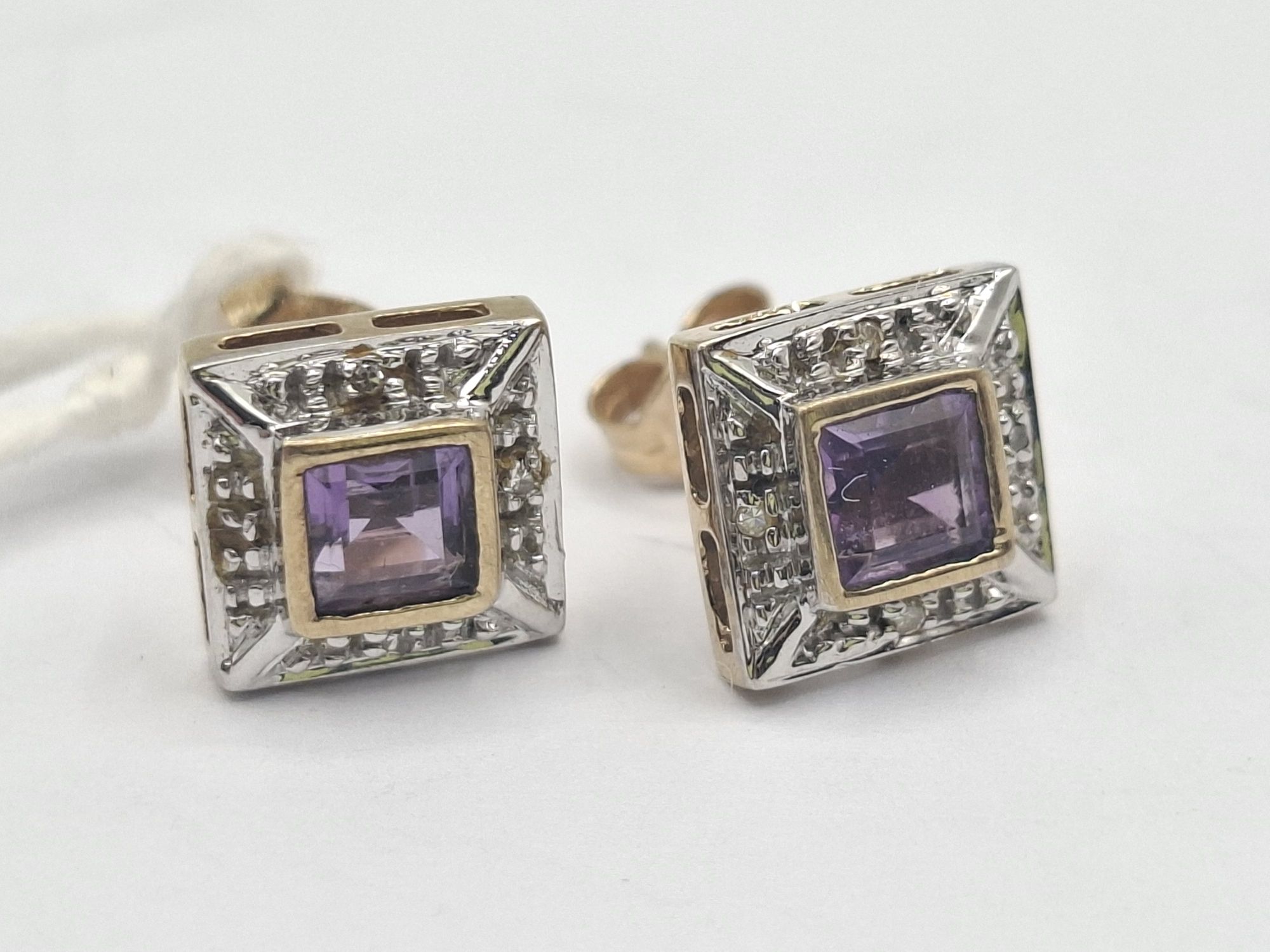 9CT AMETHYST EARRINGS