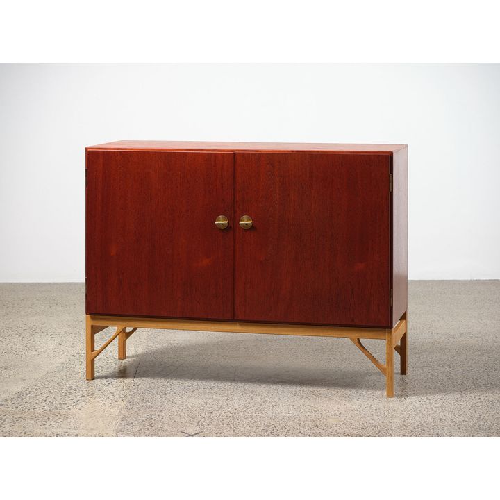 Børge Mogensen for FDB Møbler - Double-door cabinet