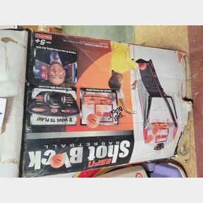 Shot Block basketball hoop and crawling tunnels, vacuum